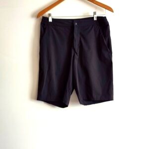 Lululemon black men's shorts